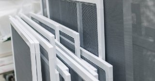 Москитные сетки на пластиковые окна Барабинск купить по цене от 918 руб.